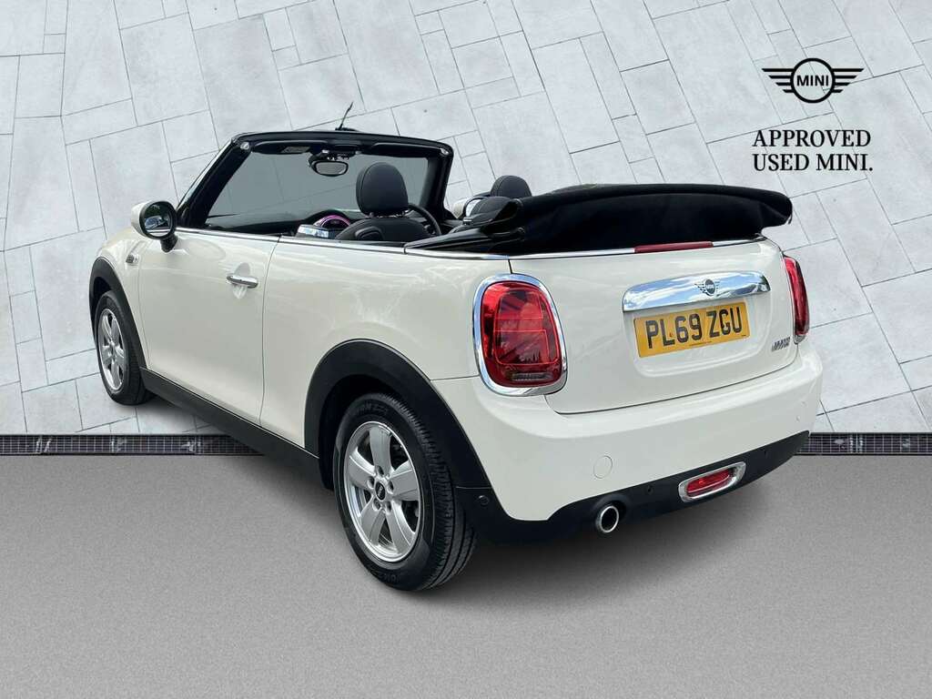 Mini Convertible 1.5 Cooper Classic Ii White #2