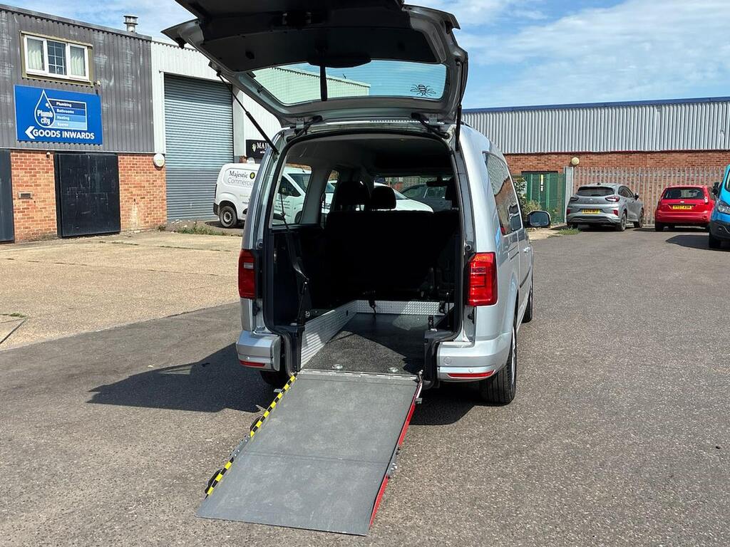 Volkswagen Caddy Maxi Life 2.0 Tdi Green #17