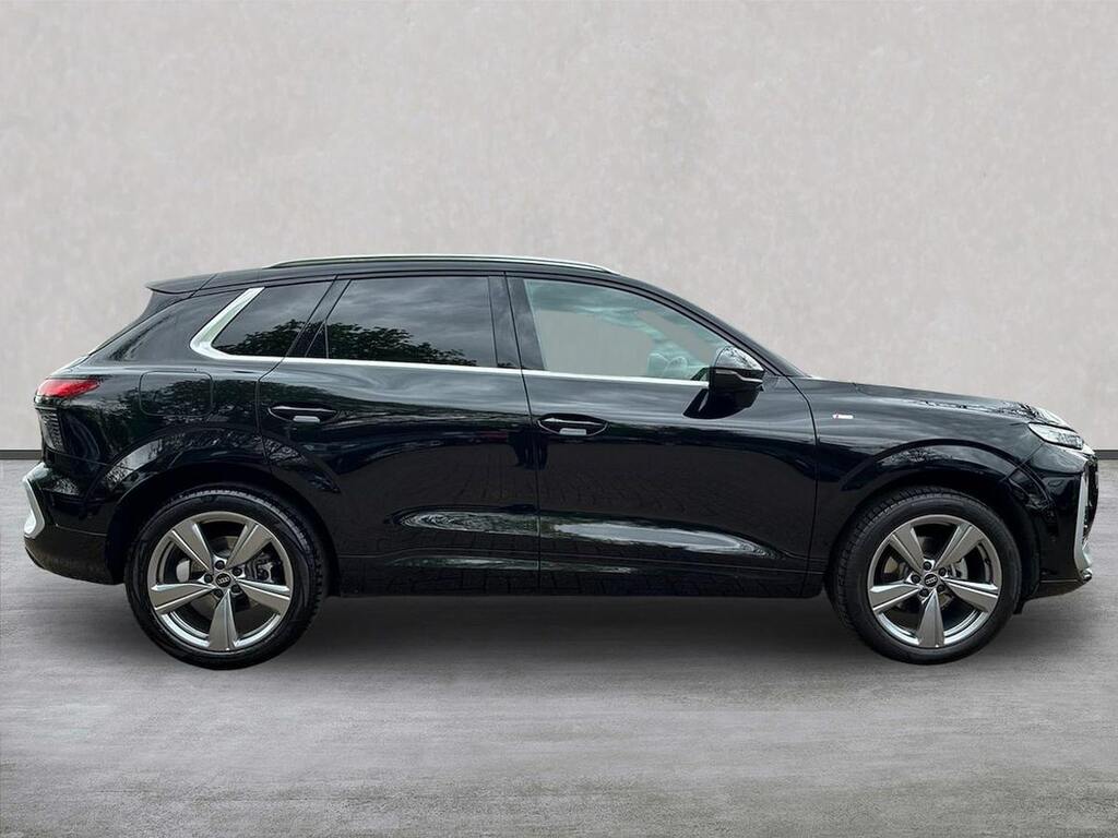 Audi Q3 1.5 Tfsi S Line S Tronic Soundvision Pack Black #3