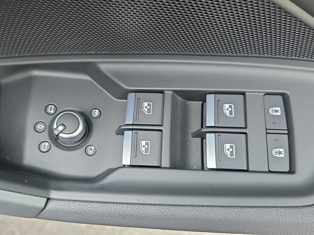 Audi A3 Audi A3 Saloon Black Edition 35 Tfsi 150 Ps S Tron Black #21