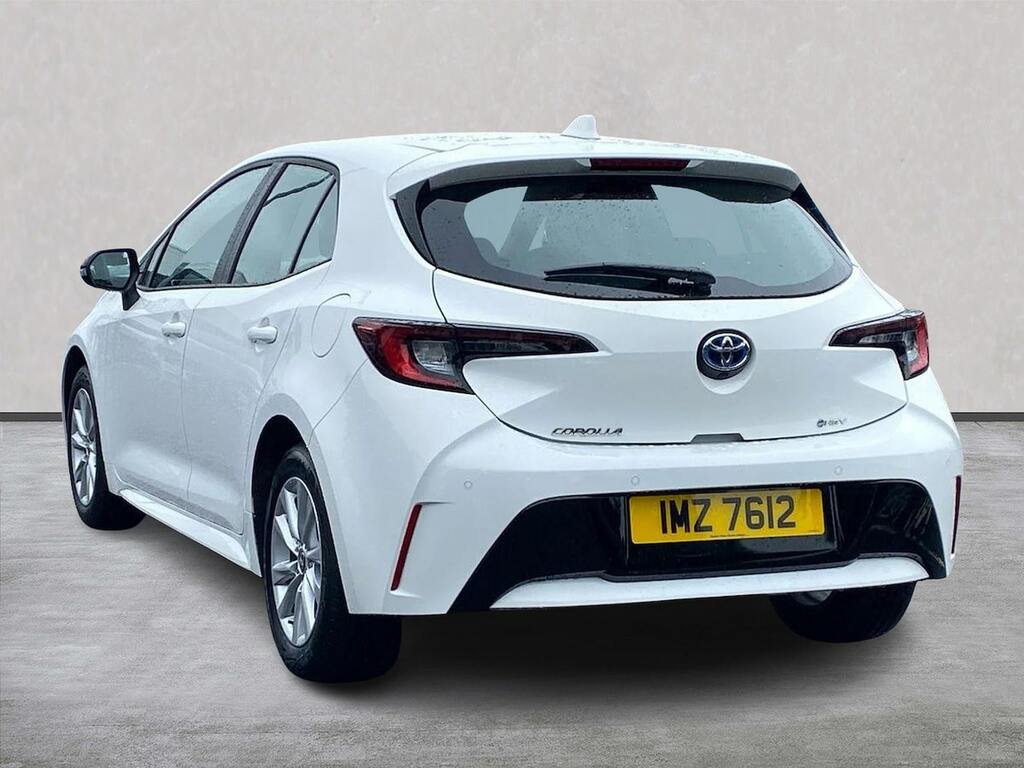 Toyota Corolla 1.8 Vvt-h Icon Hatchback Hybrid Cvt Eur White #2