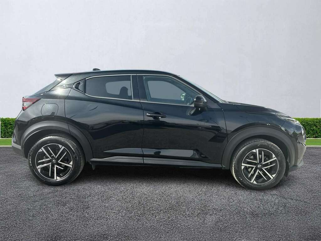 Nissan Juke 1.6 Hybrid N-connecta Black #3