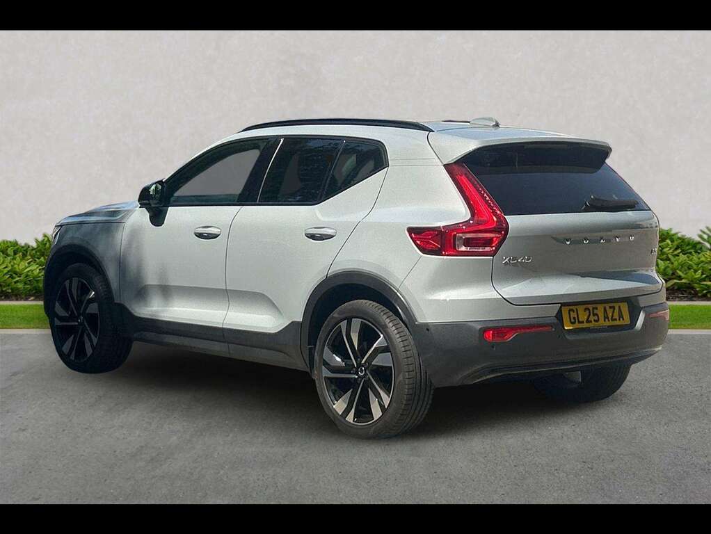 Volvo XC40 2.0 B3p Ultra Dark Grey #2