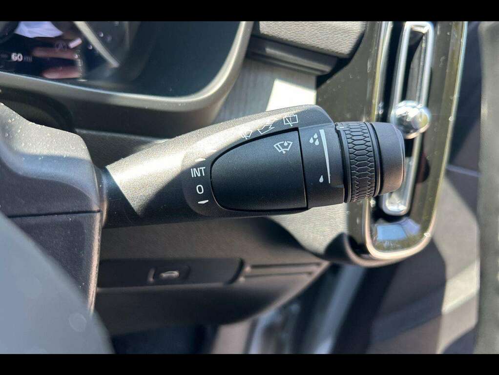 Volvo XC40 2.0 B4p Ultra Dark Grey #29