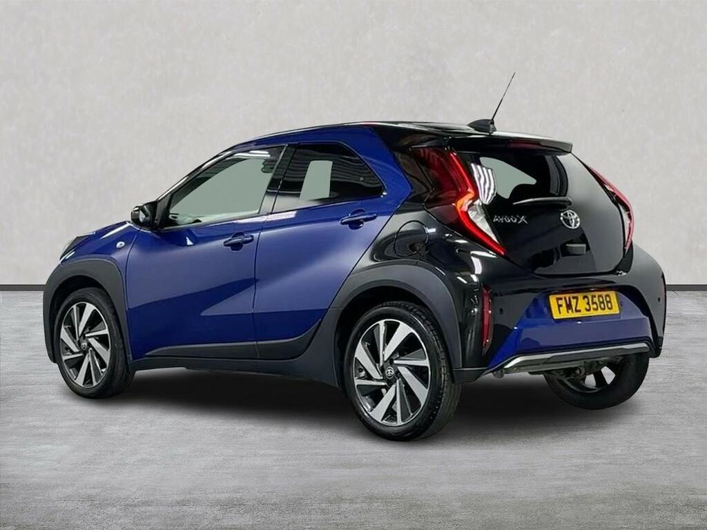Toyota Aygo X 1.0 Vvt-i Exclusive Hatchback X-shift E Blue #2
