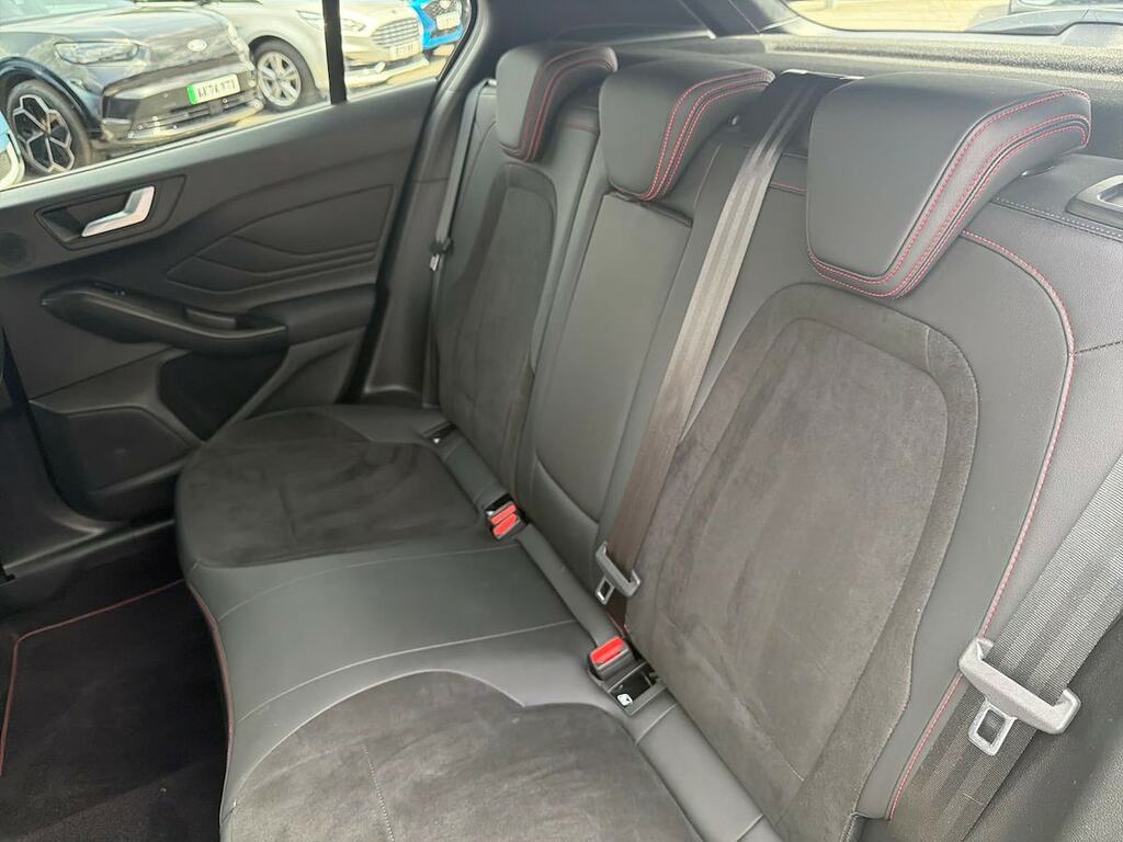 Ford Focus 1.0 Ecoboost Hybrid Mhev 155 Titanium X #16