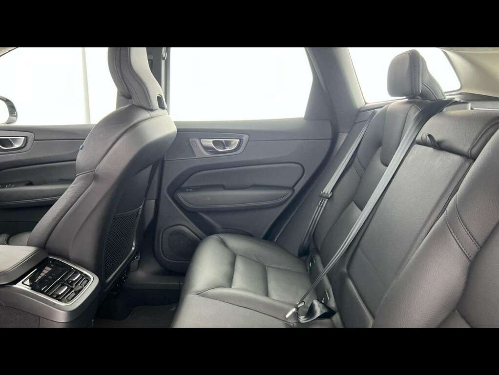 Volvo XC60 2.0 B5p Core Awd Geartronic Grey #8