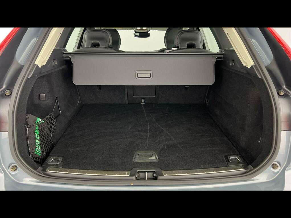 Volvo XC60 2.0 B5p Plus Dark Awd Geartronic Grey #6