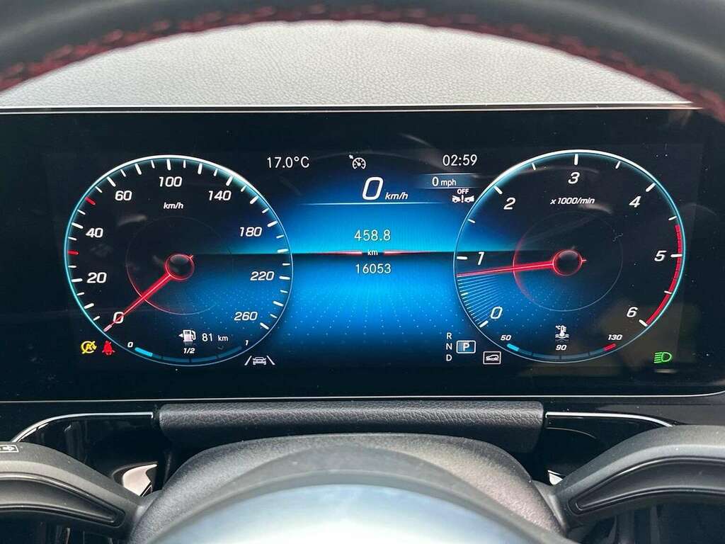Mercedes-Benz GLA Class Gla 220D 4Matic Amg Line Premium Black #9