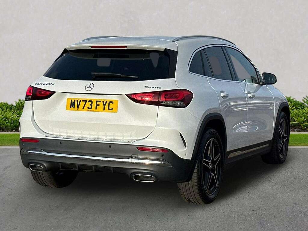 Mercedes-Benz GLA Class Gla 220D 4Matic Amg Line Premium Black #17