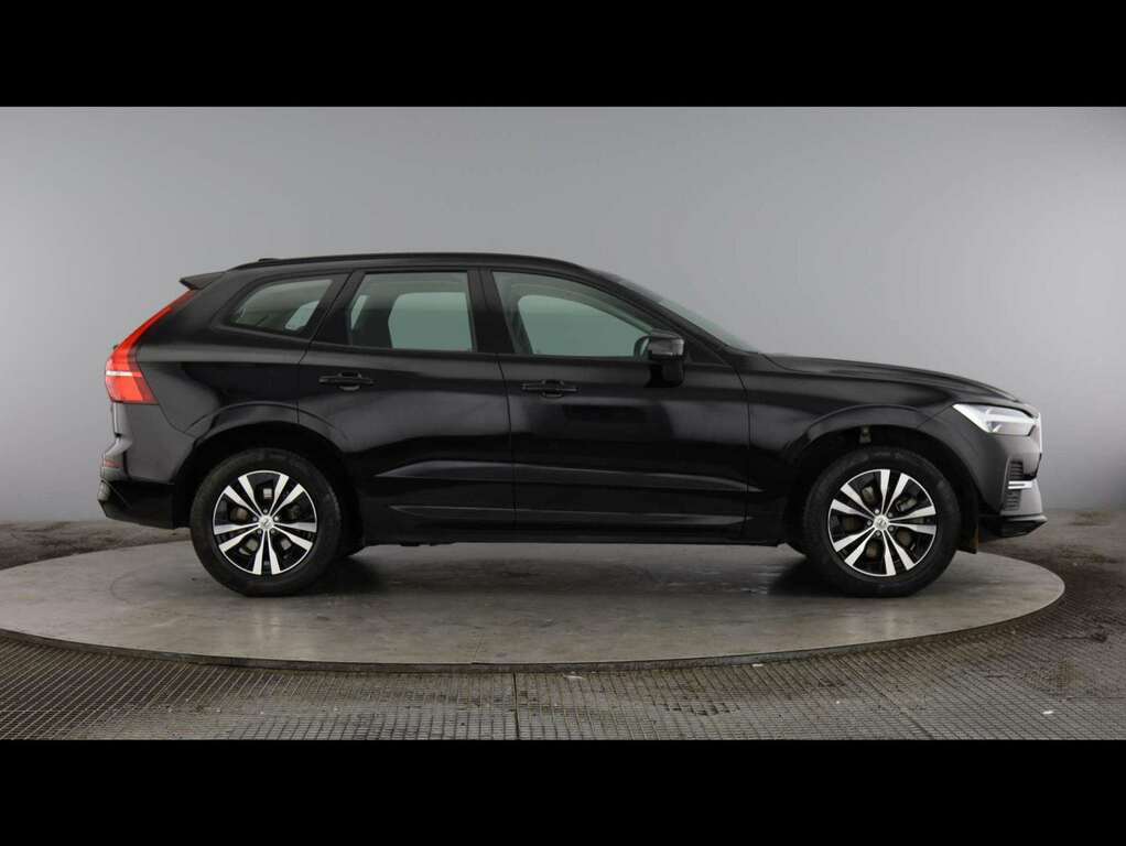 Volvo XC60 2.0 B5p Core Awd Geartronic Black #3