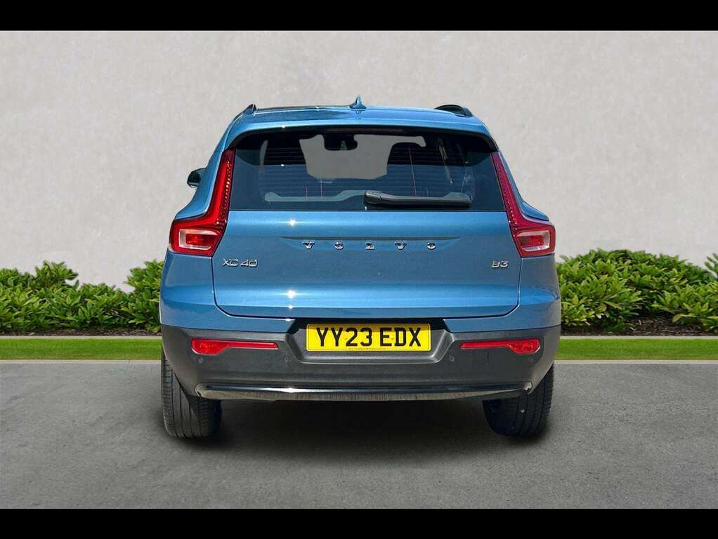 Volvo XC40 2.0 B3p Plus Dark Blue #4