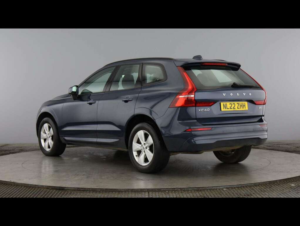 Volvo XC60 2.0 B5p Momentum Awd Geartronic NL22ZHH Blue #2