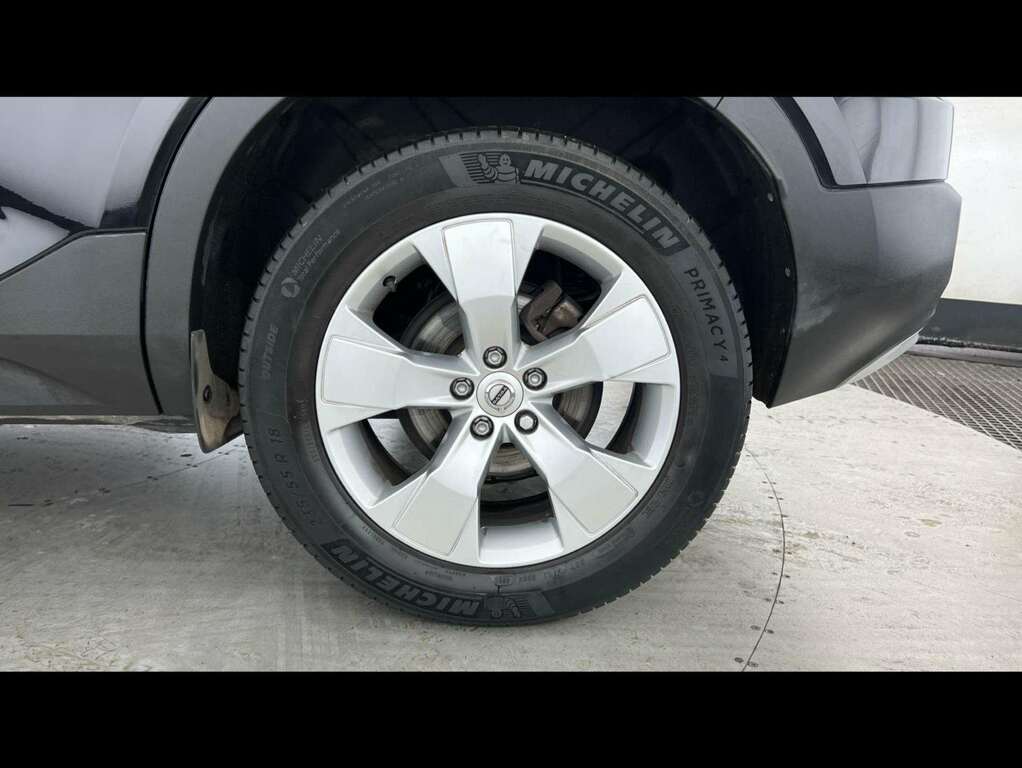 Volvo XC40 1.5 T3 163 Momentum Black #5