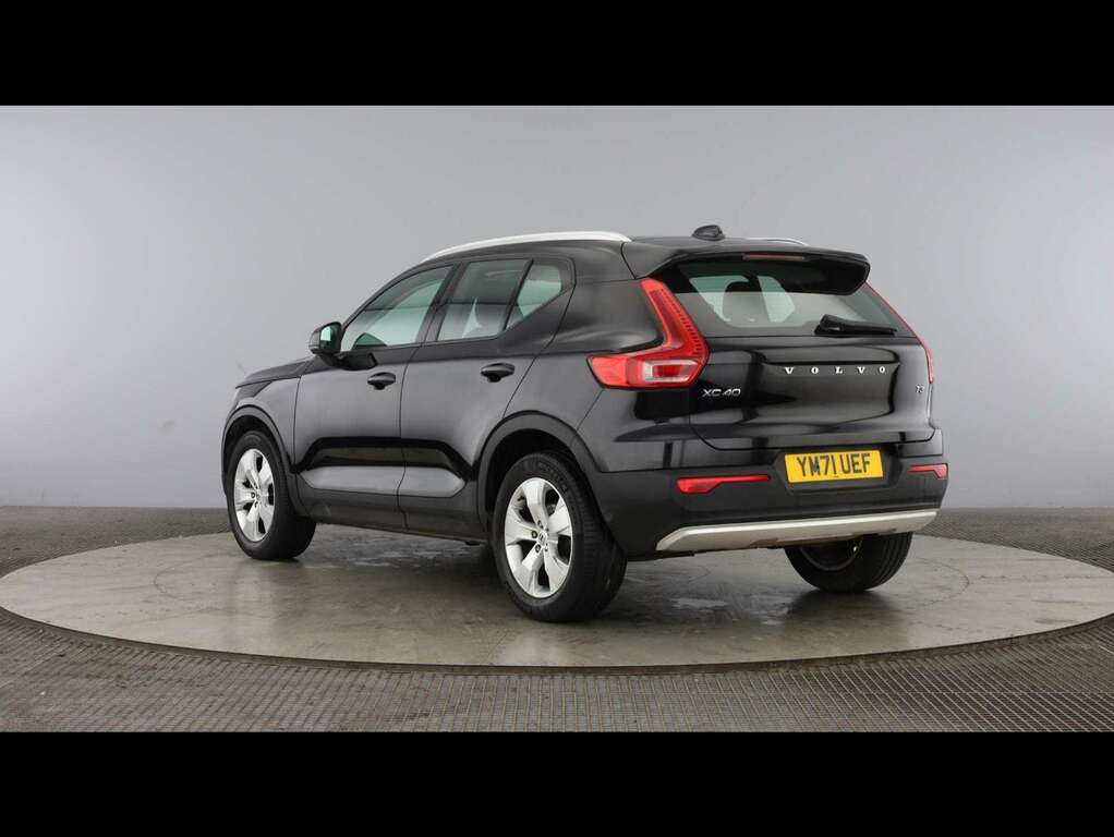 Volvo XC40 2.0 B4p R Design 7 Speed Black #18