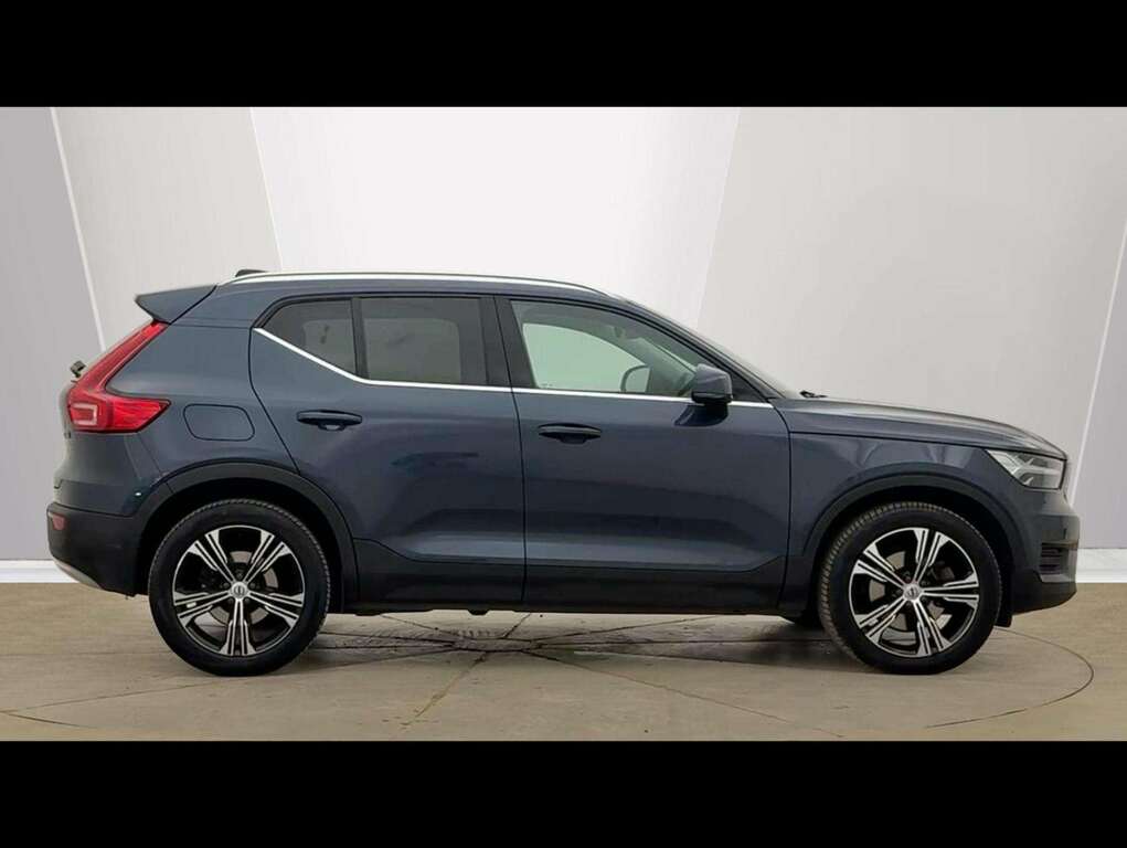 Volvo XC40 2.0 B4p Inscription Awd Blue #2