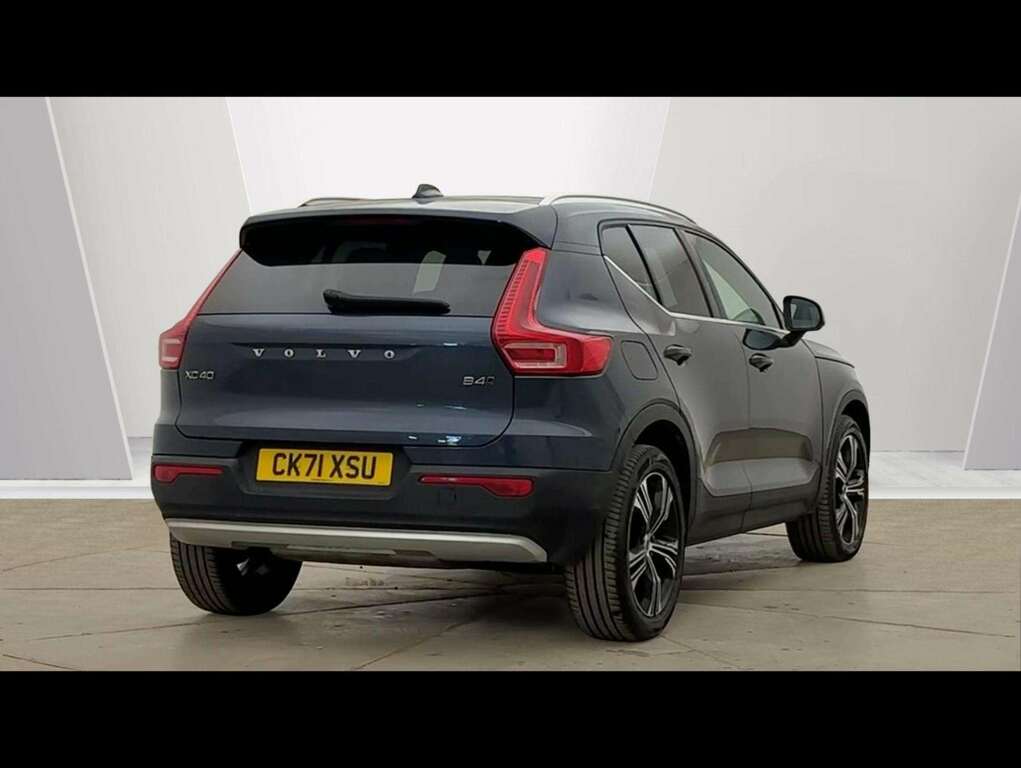 Volvo XC40 2.0 B4p Inscription Awd Blue #3