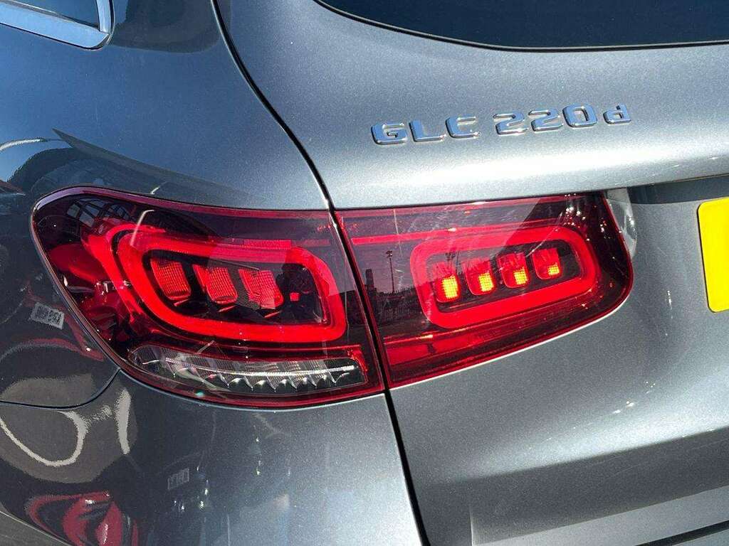 Mercedes-Benz GLC Class Glc 300 4Matic Amg Line White #35