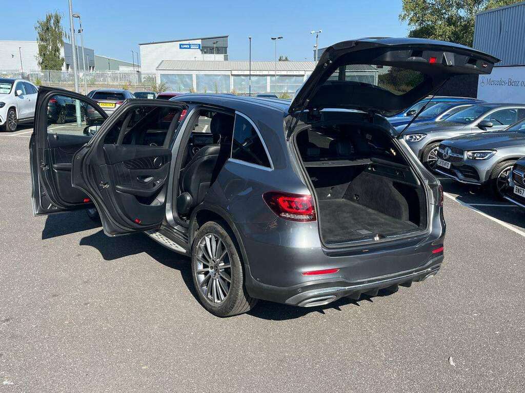 Mercedes-Benz GLC Class Glc 300 4Matic Amg Line White #39