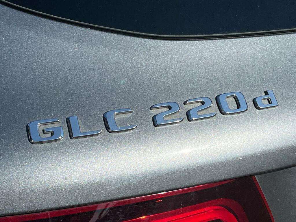 Mercedes-Benz GLC Class Glc 300 4Matic Amg Line White #34
