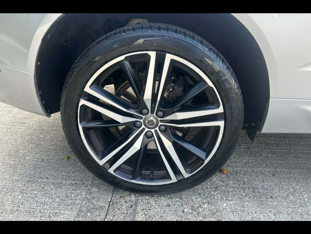 Volvo XC60 2.0 B5p 250 R Design Pro Awd Geartronic Silver #6