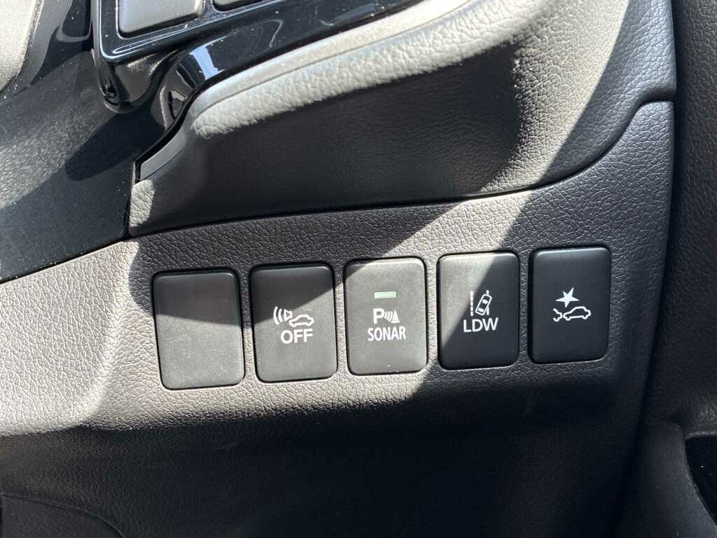 Mitsubishi Outlander 2.4 Phev Reflex Commercial White #34
