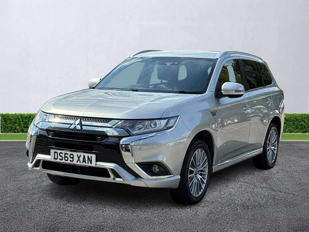 Mitsubishi Outlander 2.4 Phev Reflex Commercial White #19