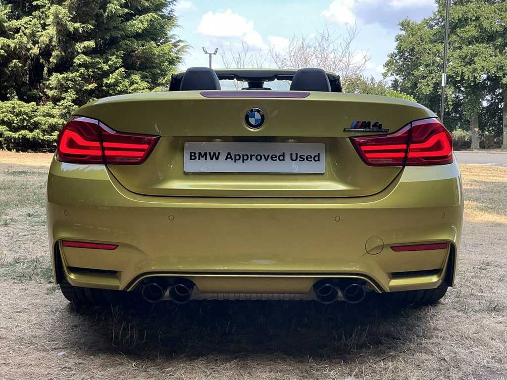 BMW M4 M4 Dct Competition Pack Yellow #4