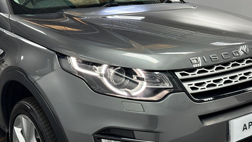 Land Rover Discovery Sport Black #17