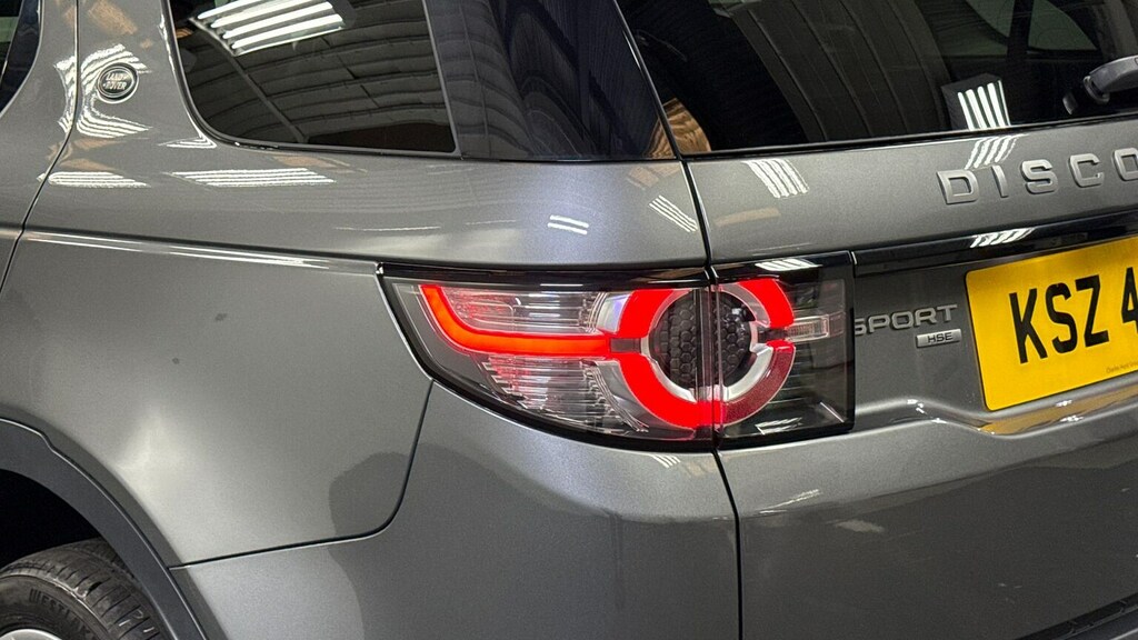 Land Rover Discovery Sport Black #19