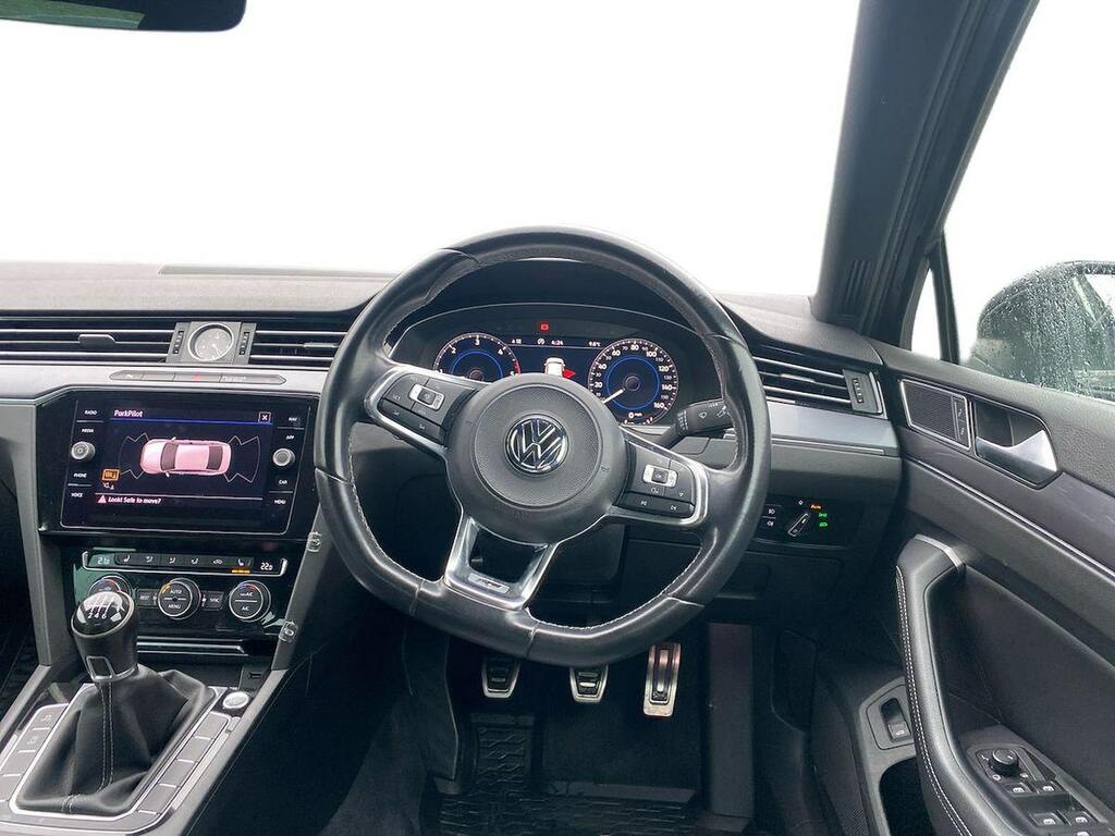 Volkswagen Passat R-line Tdi Dsg White #9