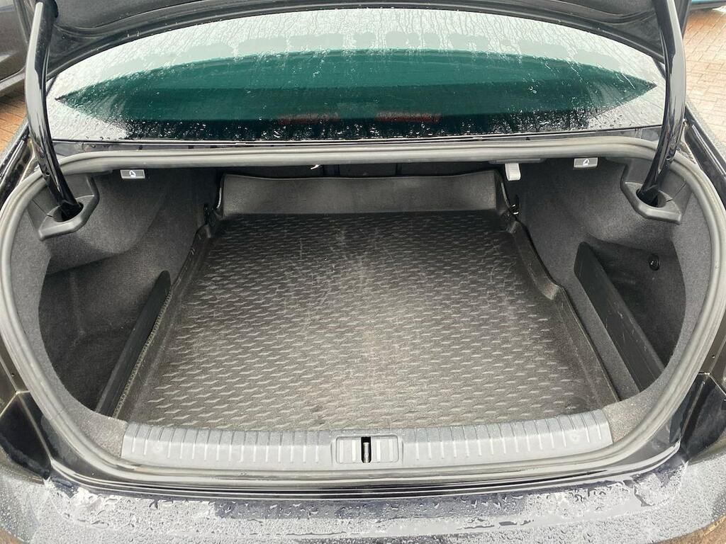 Volkswagen Passat R-line Tdi Dsg White #17