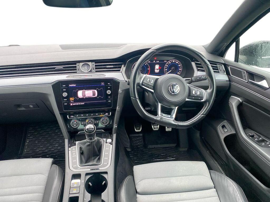 Volkswagen Passat R-line Tdi Dsg White #8
