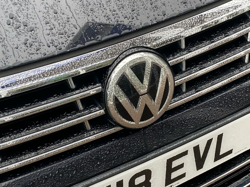 Volkswagen Passat R-line Tdi Dsg White #30