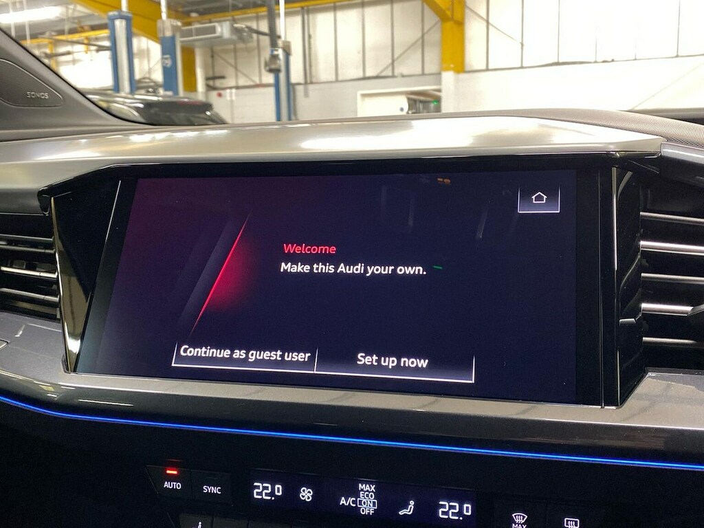 Audi Q4 E Tron 40 S Line Sportback 63Kwh 204 P Black #11