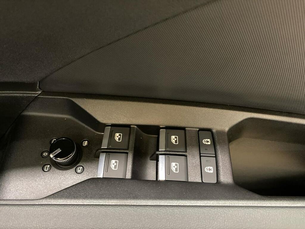 Audi Q4 E Tron 40 S Line Sportback 63Kwh 204 P Black #21