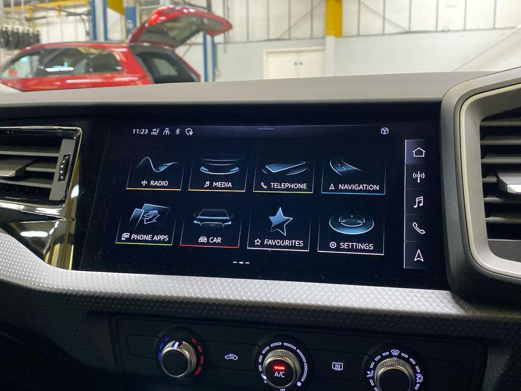 Audi A1 Audi A1 Sportback 30 Tfsi S Line S Tronic Blue #11