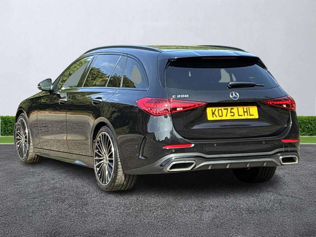 Mercedes-Benz C Class C200 Amg Line Premium Plus 9G-tronic Black #2