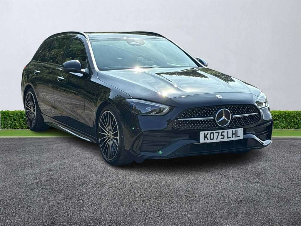 Mercedes-Benz C Class C200 Amg Line Premium Plus 9G-tronic Black