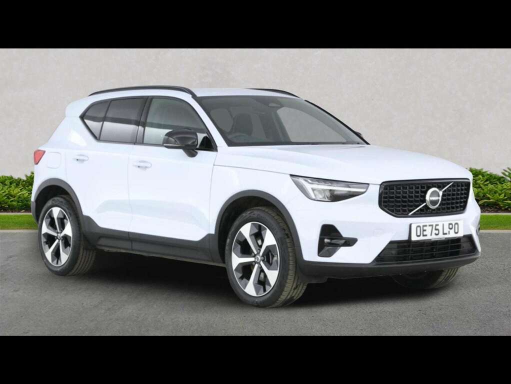 Volvo XC40 2.0 B4p Plus Dark Blue