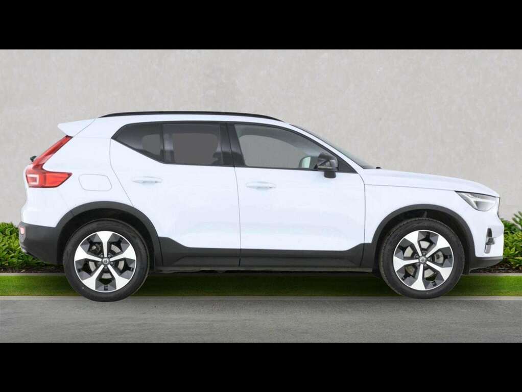 Volvo XC40 2.0 B4p Plus Dark Blue #3