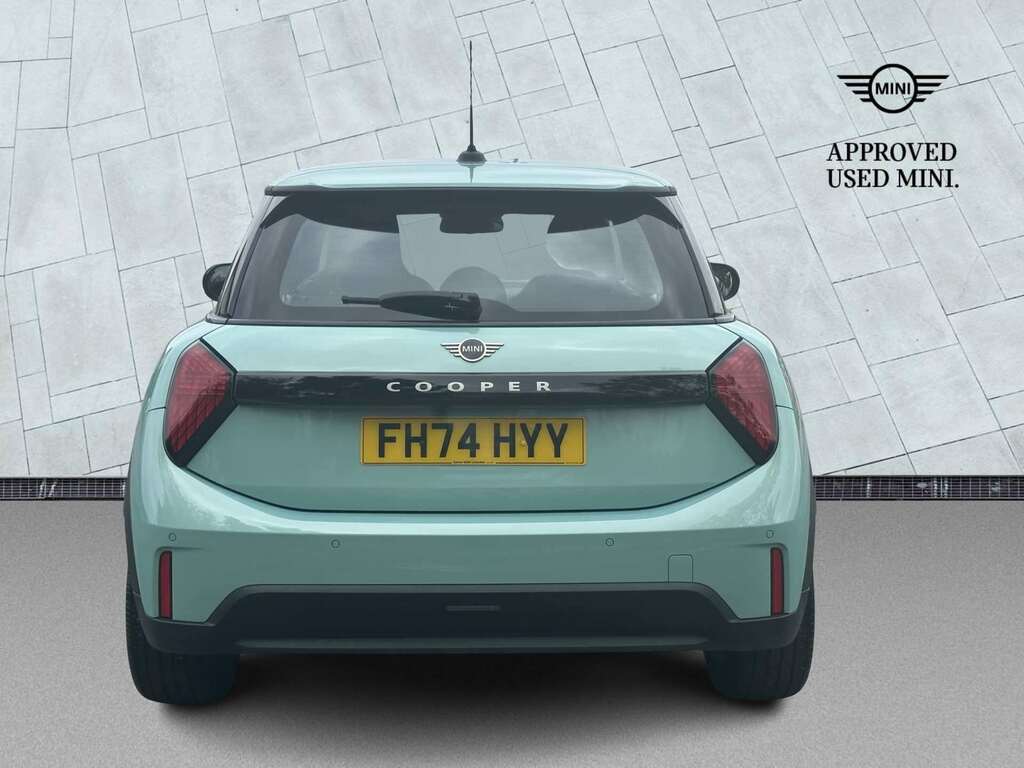 Mini Hatch 1.5 C Exclusive FH74HYY Green #4