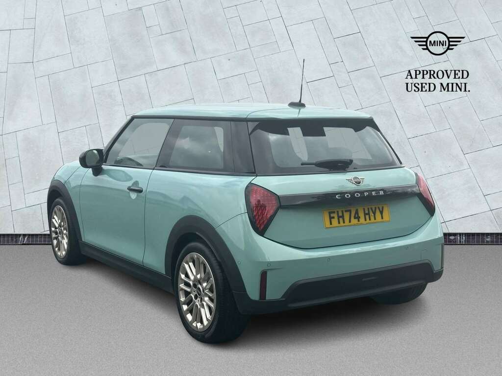Mini Hatch 1.5 C Exclusive FH74HYY Green #2