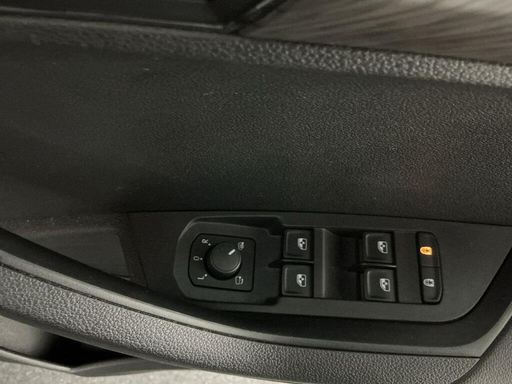 Skoda Karoq Se L Grey #37