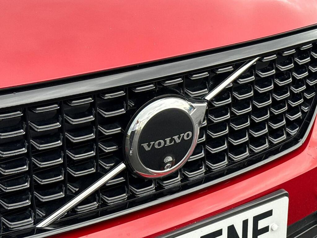 Volvo XC40 2.0 B3p Plus Dark Estate Grey #29