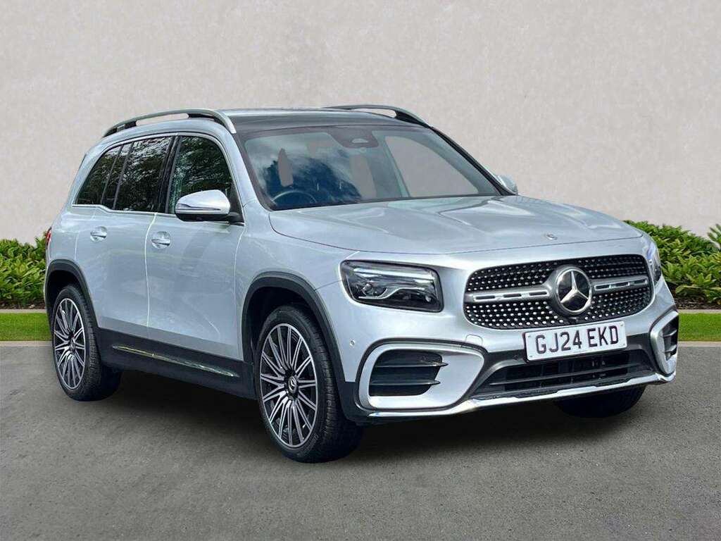 Mercedes-Benz GLB Class Glb 200 Amg Line Premium Plus 7G-tronic Silver