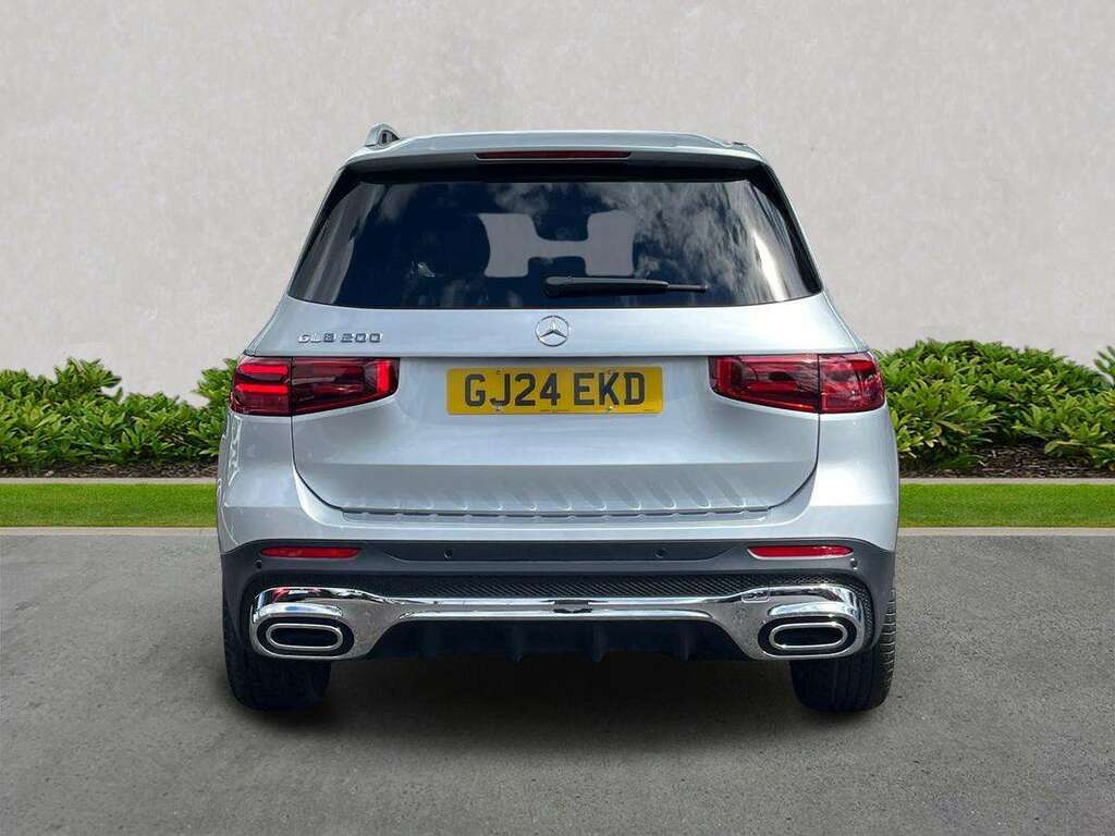 Mercedes-Benz GLB Class Glb 200 Amg Line Premium Plus 7G-tronic Silver #4