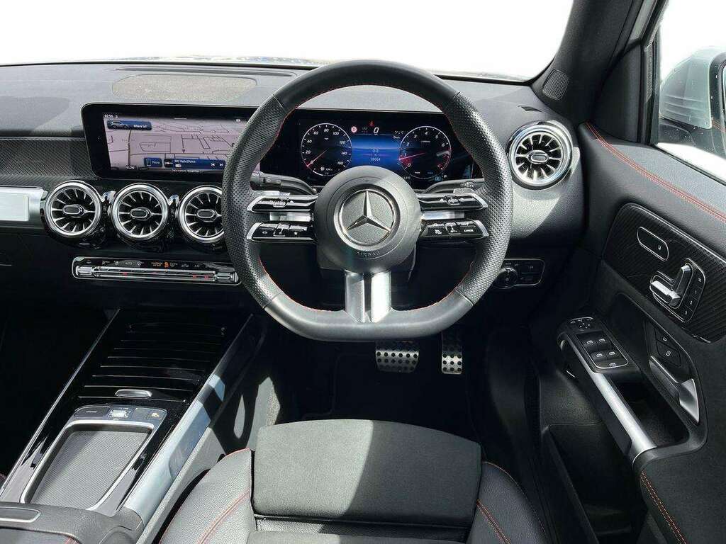 Mercedes-Benz GLB Class Glb 220D 4Matic Amg Line Executive 8G-tronic #9