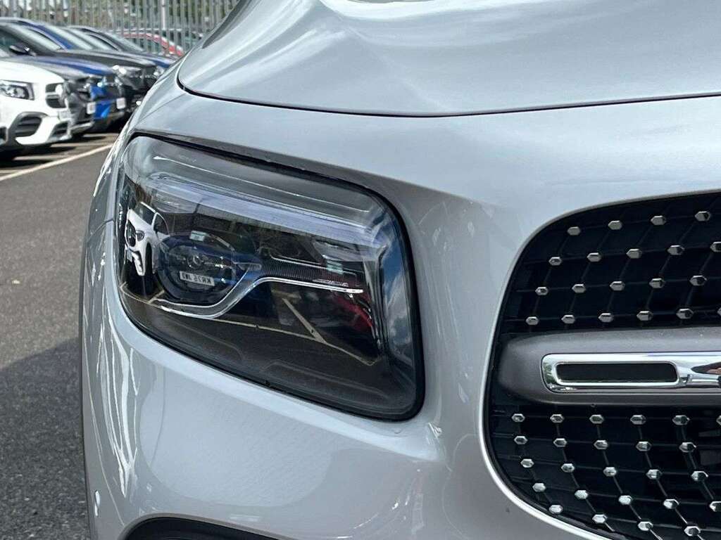 Mercedes-Benz GLB Class Glb 220D 4Matic Amg Line Executive 8G-tronic #34