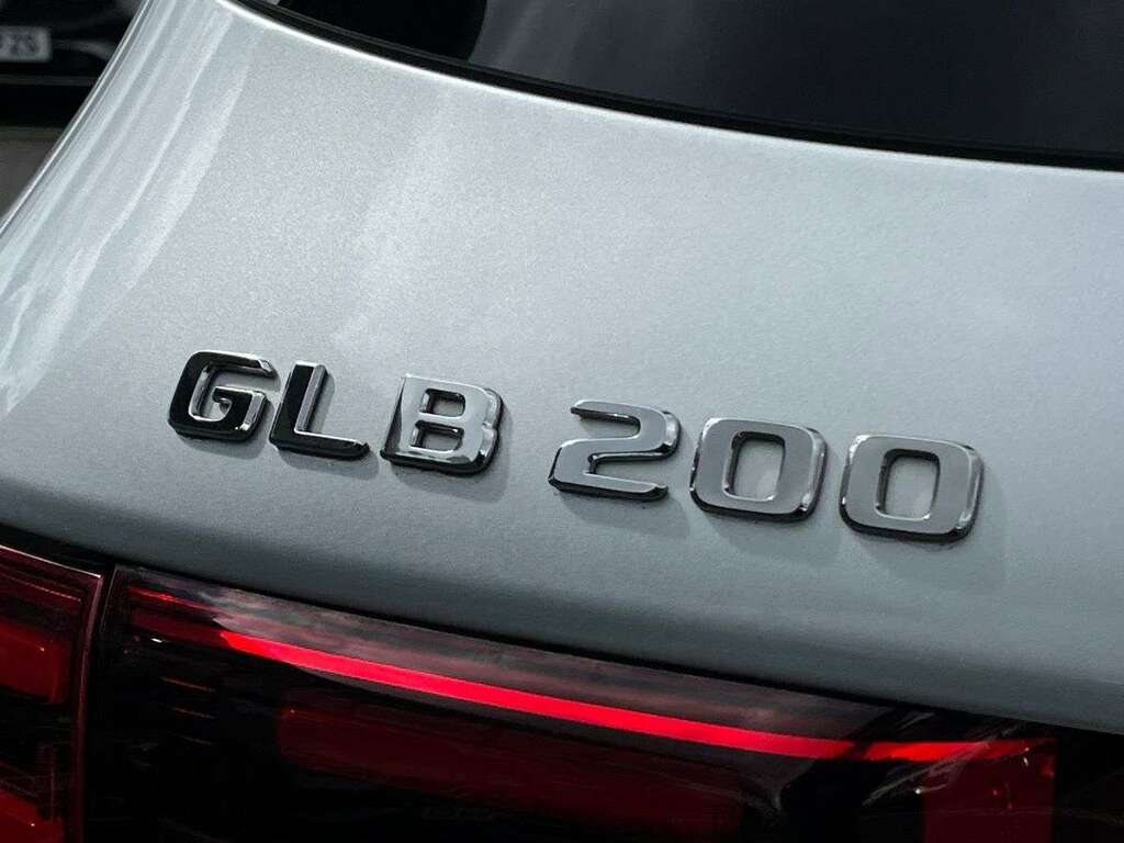 Mercedes-Benz GLB Class Glb 220D 4Matic Amg Line Executive 8G-tronic #35